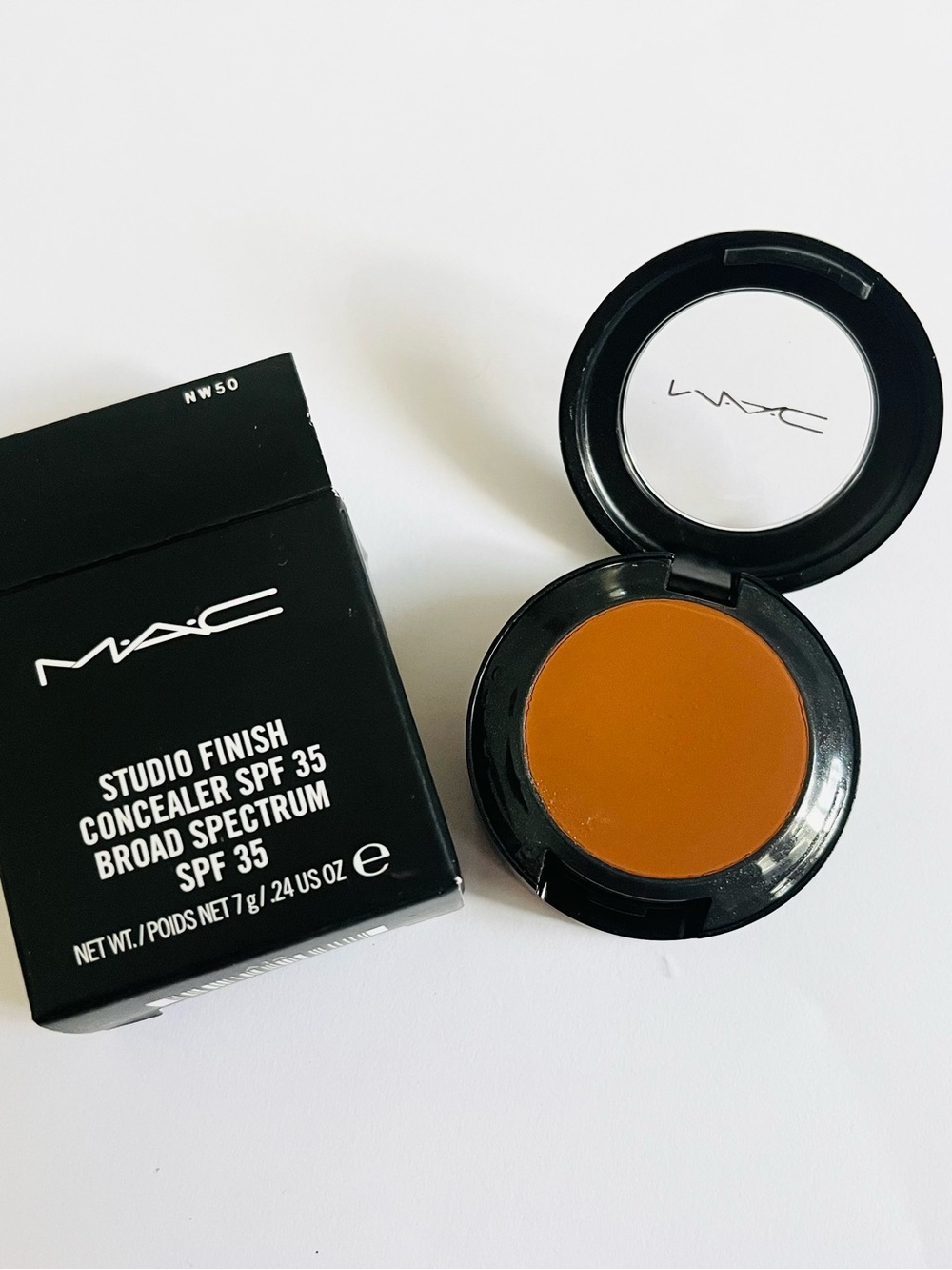 MAC NW50 Studio Finish Concealer SPF 35 Full Size New